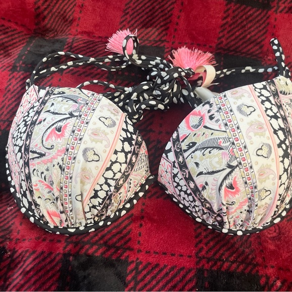 Victoria Secret Bathing suit top - Picture 1 of 3